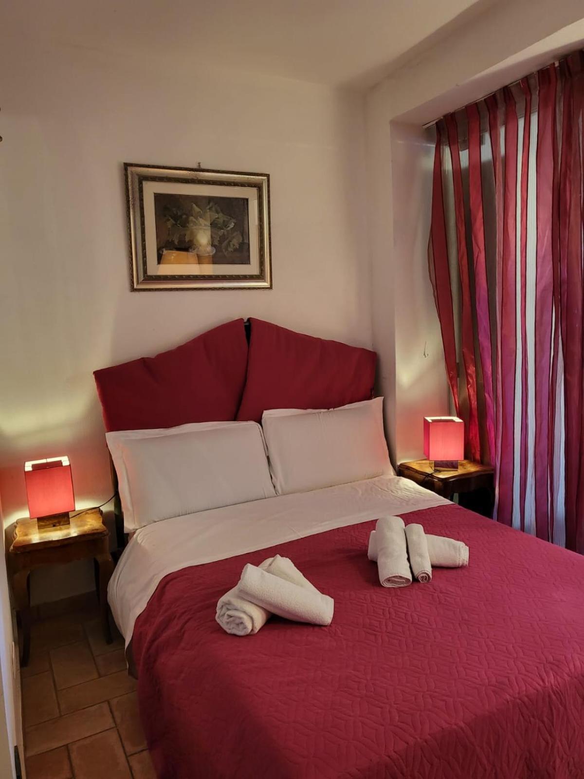 Wonderful Lake View Apartments With Pool With Breakfast Gardasee Torri Del Benaco Exterior foto